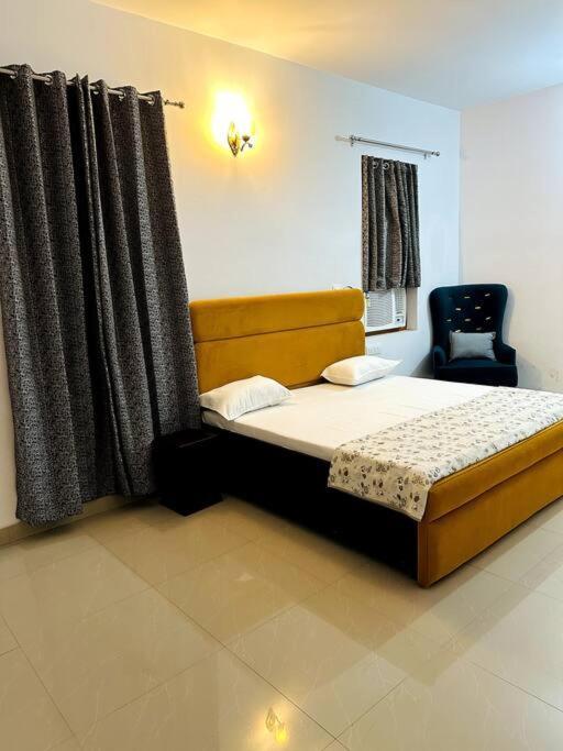 Ajnara 2 * Varanasi
