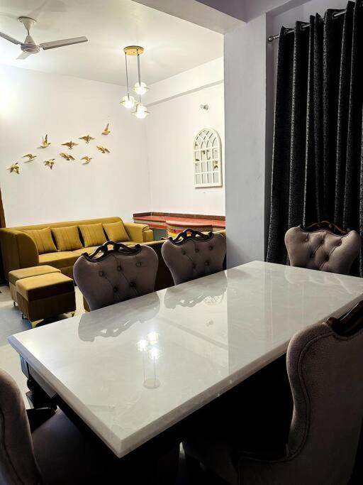 Apartment Ajnara 2