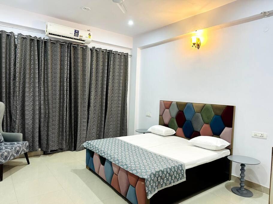 Ajnara 2 Varanasi